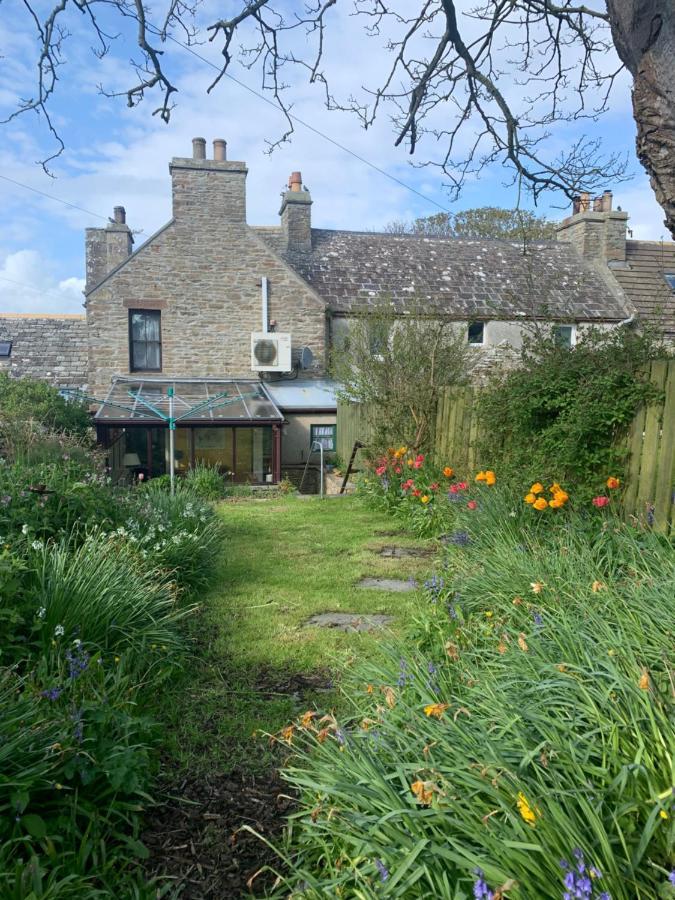 Cobblers Cottage Saint Margarets Hope Exterior foto